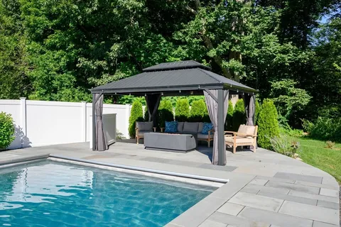 $2,499,000 | 175 Sohier Street, Cohasset, MA 02025