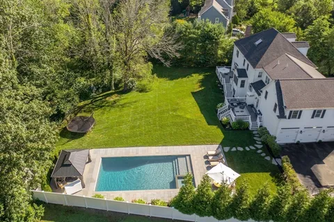 $2,499,000 | 175 Sohier Street, Cohasset, MA 02025