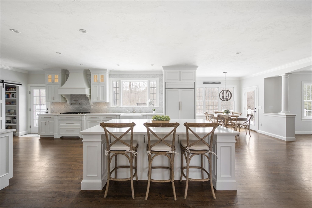 175 Sohier Street Cohasset, MA 02025 - Photo 9 of 41