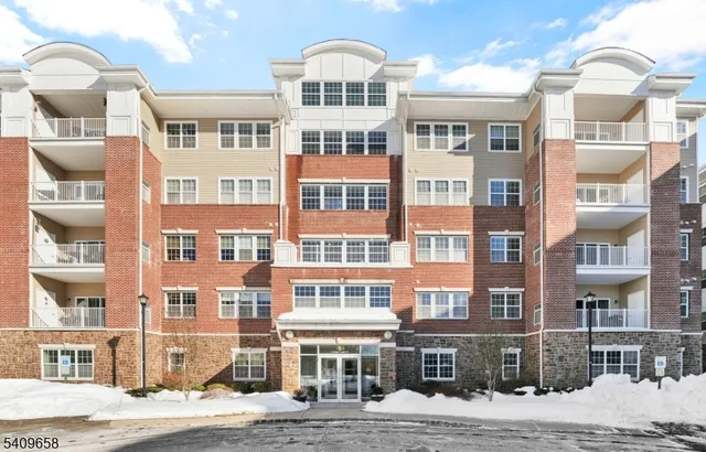 $549,000 | 1118 Warren's Way, Wanaque, NJ 07465