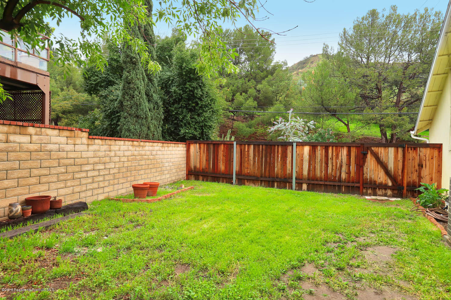 7621 Alpine Way Tujunga, CA 91042 - Photo 26 of 31 MLS_IMG_6901_HDR