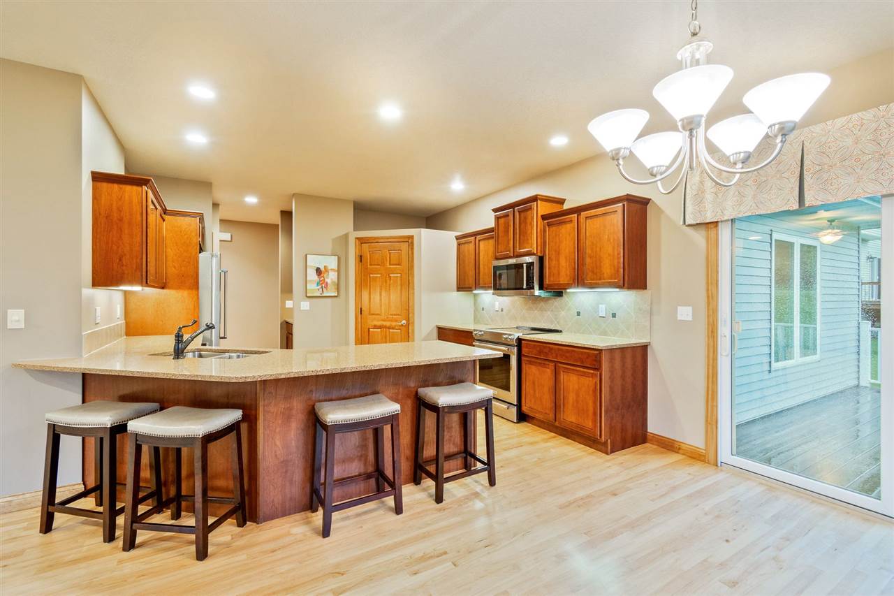2850 Twinleaf Road Cedar Rapids, IA 52411 - Photo 10 of 37 Gallery Image 10
