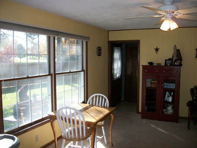 3407 Bruceville Road Vincennes, IN 47591 - Photo 4 of 11 Gallery Image 4