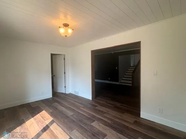 $229,900 | 301 West Garfield Avenue, Mahnomen, MN 56557