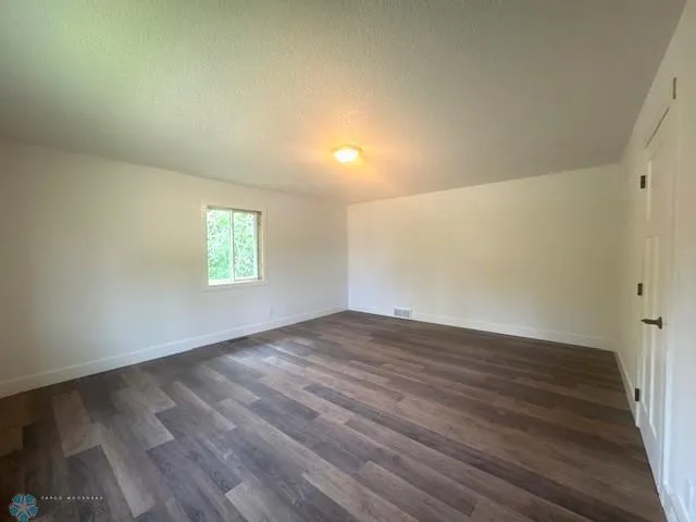 $229,900 | 301 West Garfield Avenue, Mahnomen, MN 56557