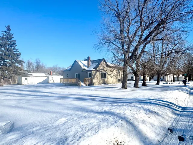 $229,900 | 301 West Garfield Avenue, Mahnomen, MN 56557