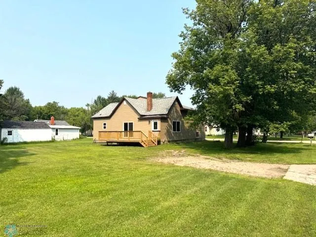 $229,900 | 301 West Garfield Avenue, Mahnomen, MN 56557