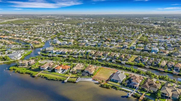 $1,700,000 | 4111 Hawk Island Drive, Bradenton, FL 34208