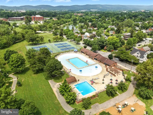 $1,500,000 | 313 West College Terrace, Frederick, MD 21701