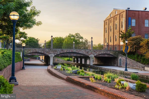 $1,500,000 | 313 West College Terrace, Frederick, MD 21701