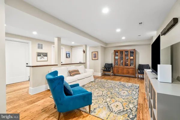 $1,500,000 | 313 West College Terrace, Frederick, MD 21701