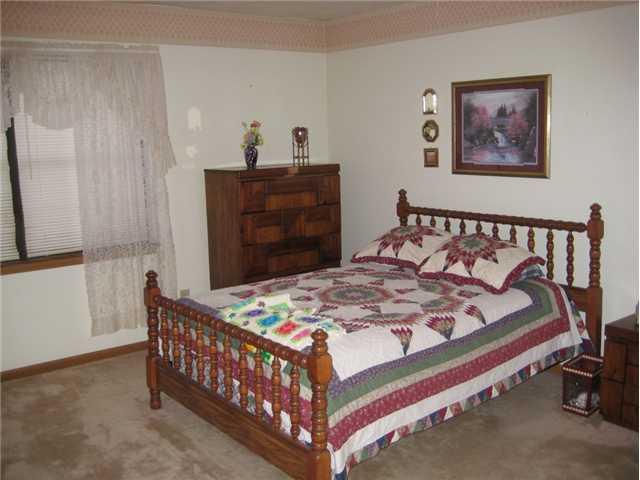 8185 Ehlerbrook Road Indianapolis, IN 46237 - Photo 7 of 13