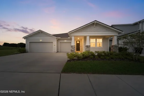 $394,900 | 3167 Lago Vista Drive, Green Cove Springs, FL 32043