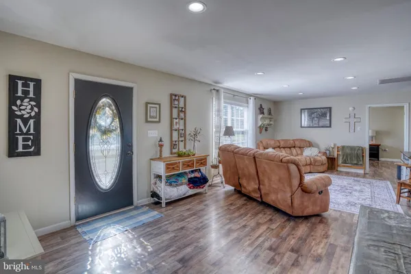 $337,500 | 4163 Whiteleyville Road, Hurlock, MD 21643