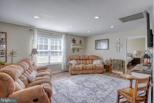 $337,500 | 4163 Whiteleyville Road, Hurlock, MD 21643