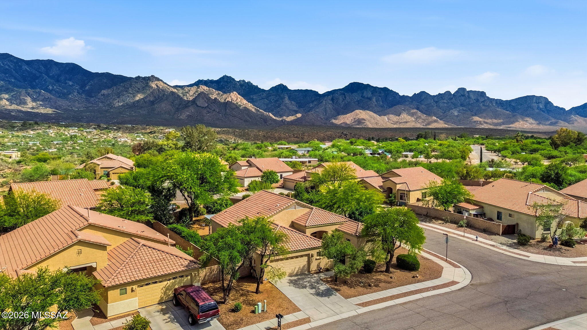 15044 North Rugged Lark Drive Tucson, AZ 85739 - Photo 2 of 46