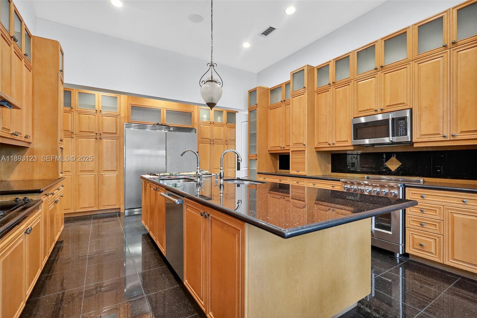 7837 Southwest 117th Street Pinecrest, FL 33156 - Photo 15 of 90 Chefs Kitchen