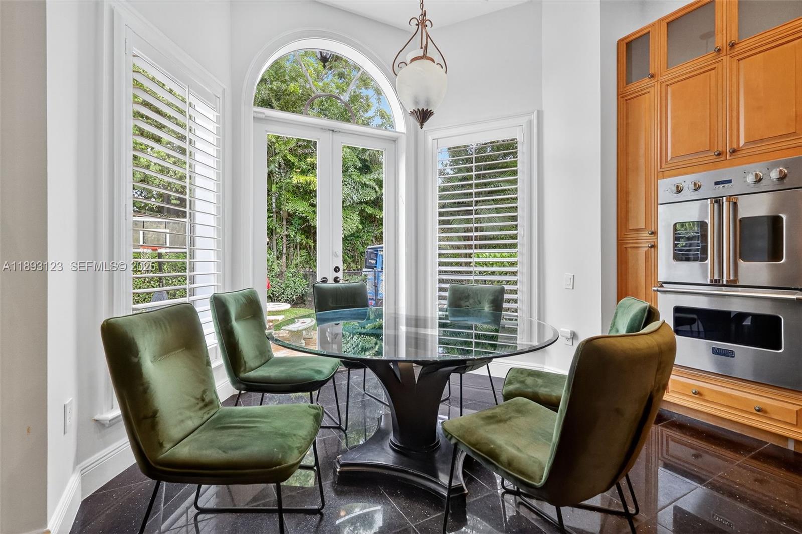 7837 Southwest 117th Street Pinecrest, FL 33156 - Photo 18 of 90 Breakfast Area