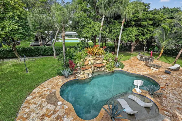 $6,150,000 | 7837 Southwest 117th Street, Pinecrest, FL 33156