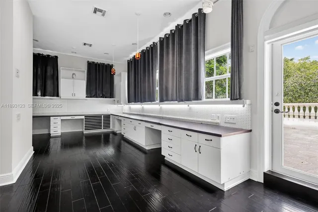 $6,499,999 | 7837 Southwest 117th Street, Pinecrest, FL 33156