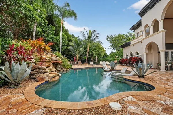 $6,150,000 | 7837 Southwest 117th Street, Pinecrest, FL 33156