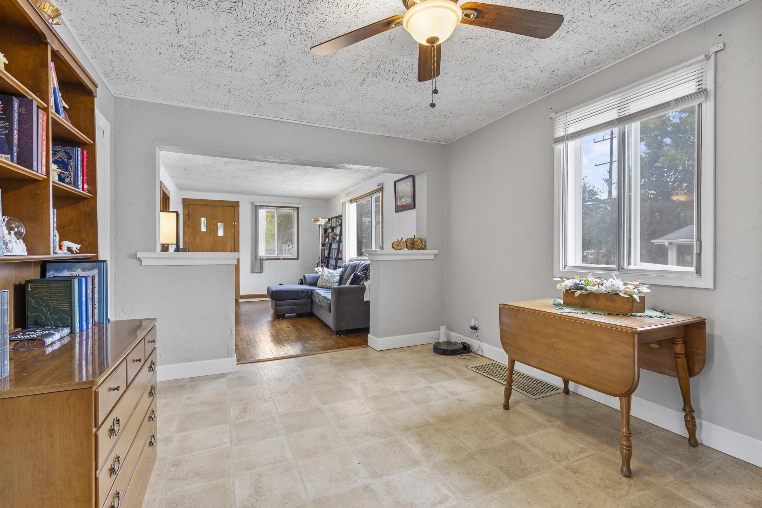 612 South Weimar Street Appleton, WI 54915 - Photo 16 of 40 Gallery Image 16