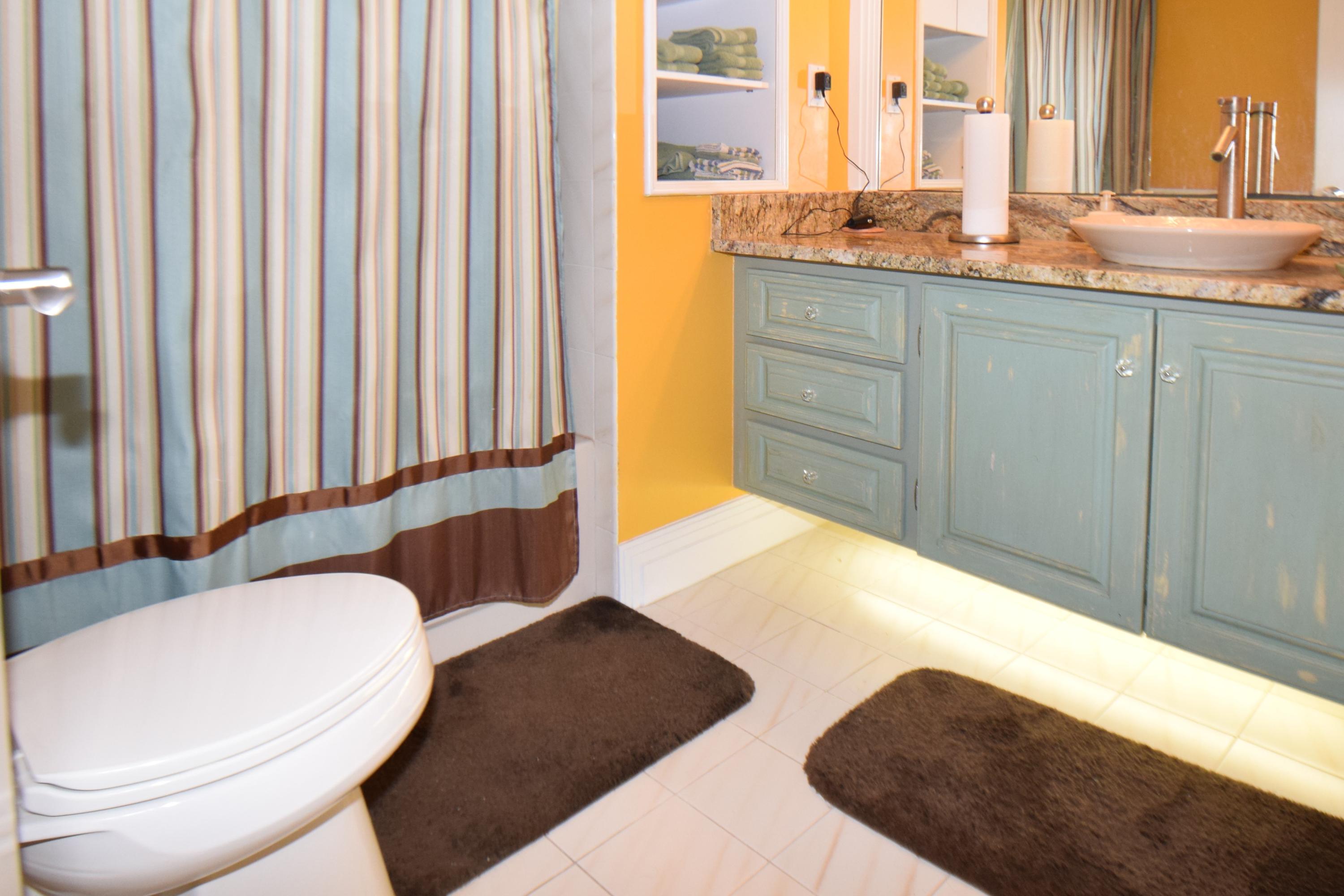 16281 Randolph Siding Road Jupiter, FL 33478 - Photo 22 of 51 guest bathroom