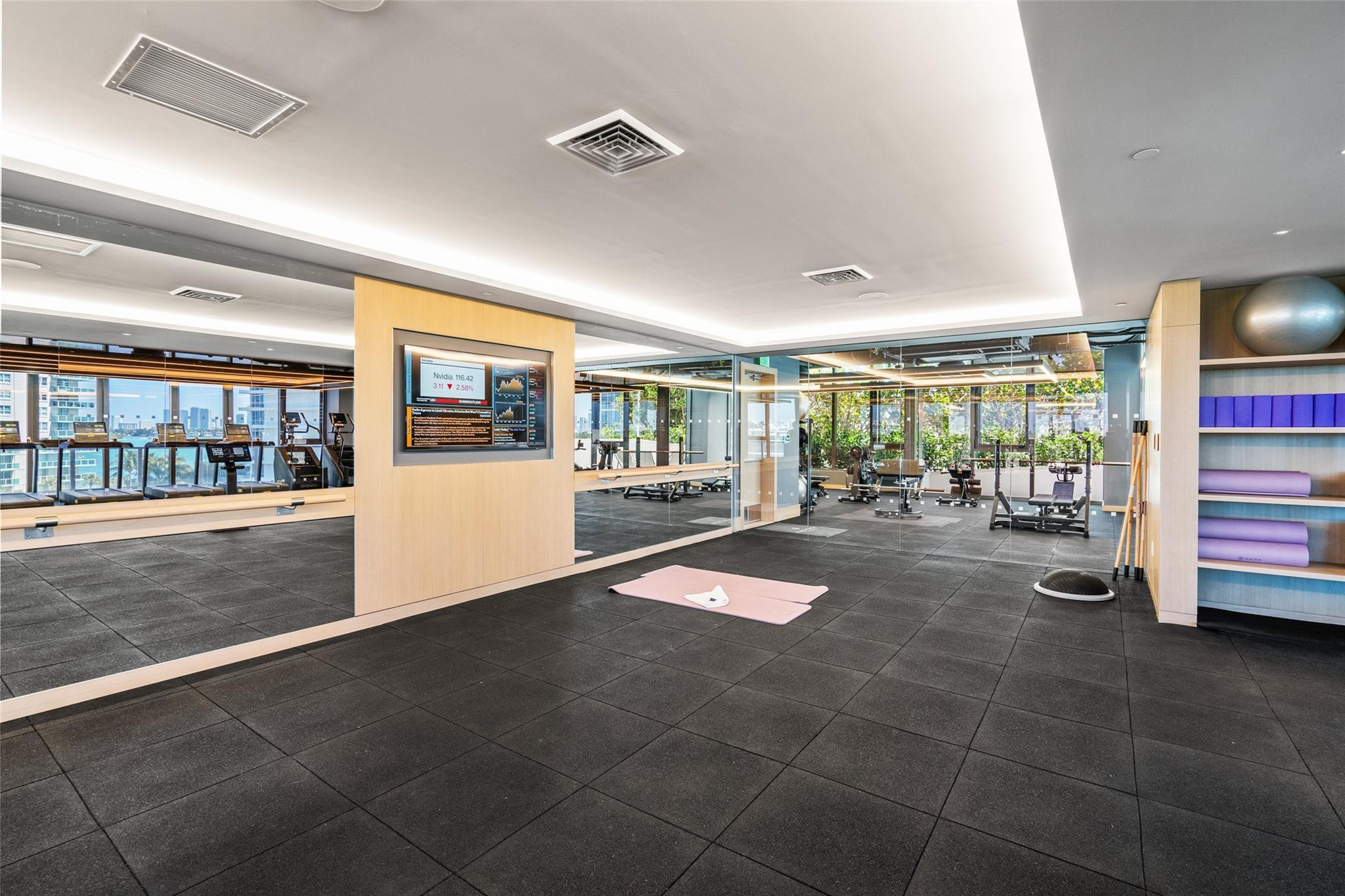 500 Alton Road, Unit 1006 Miami Beach, FL 33139 - Photo 34 of 42 Photo 34