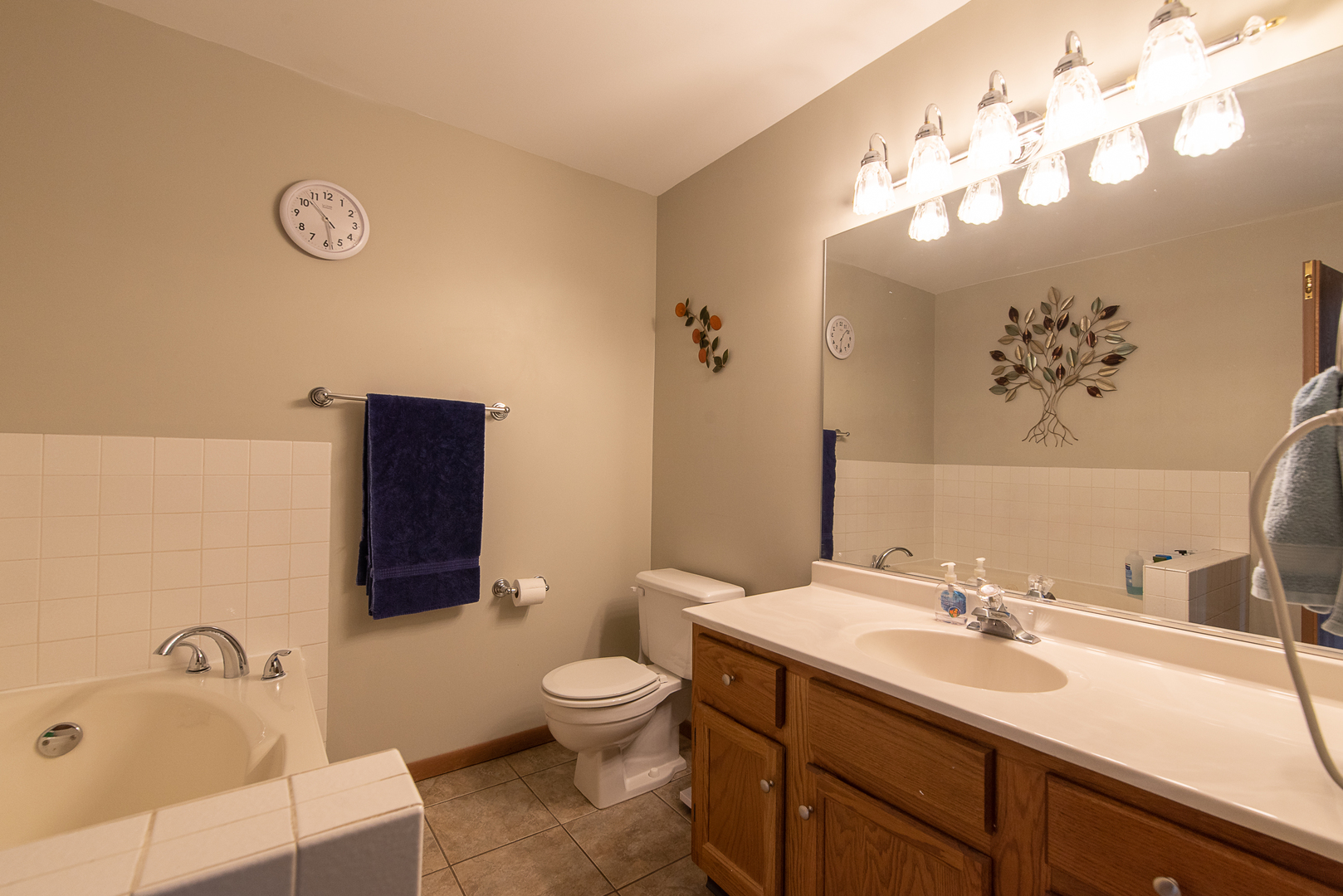 272 Park Ridge Lane, Unit A Aurora, IL 60504 - Photo 17 of 25