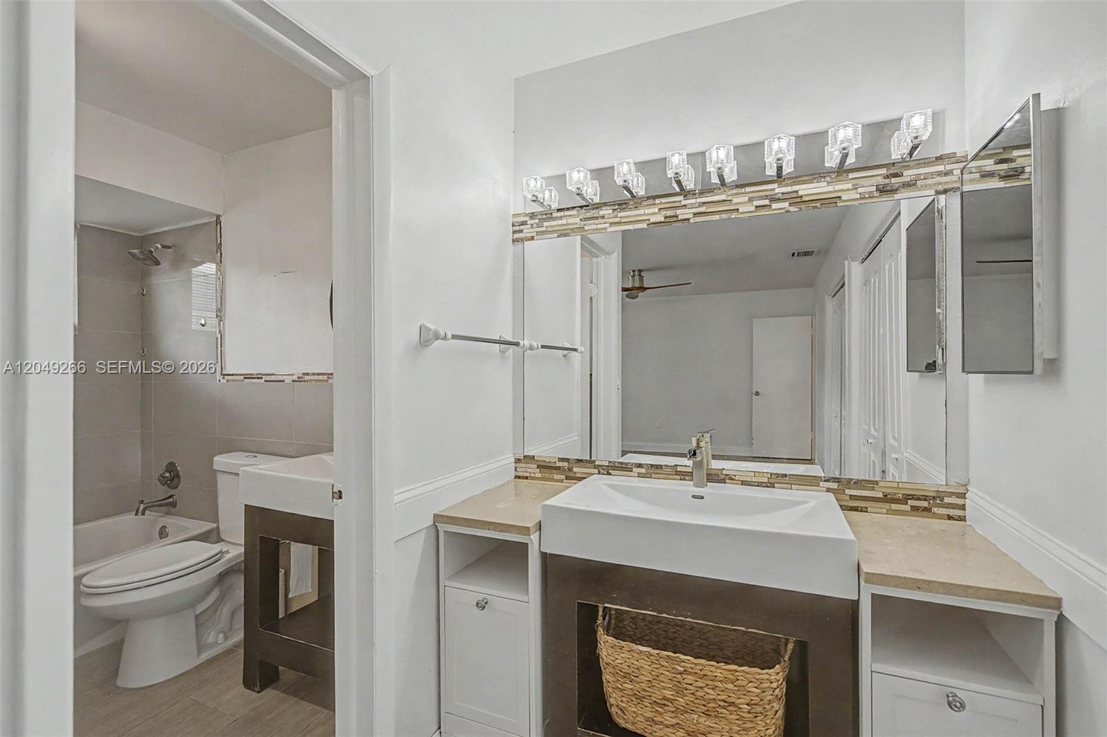 11860 Southwest 81st Road, Unit 11860 Pinecrest, FL 33156 - Photo 11 of 24