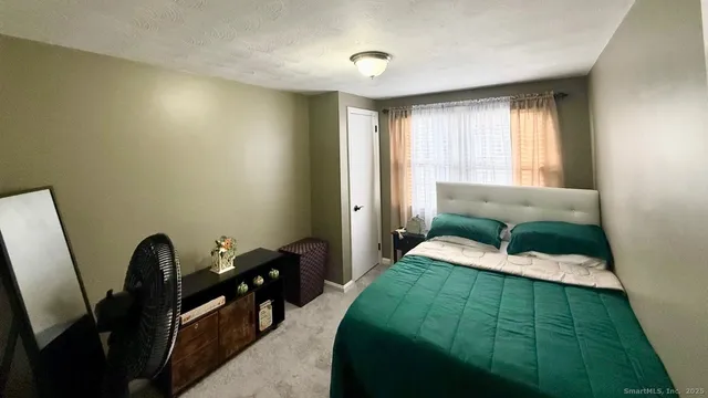 $280,000 | 158 Monroe Avenue, Waterbury, CT 06705