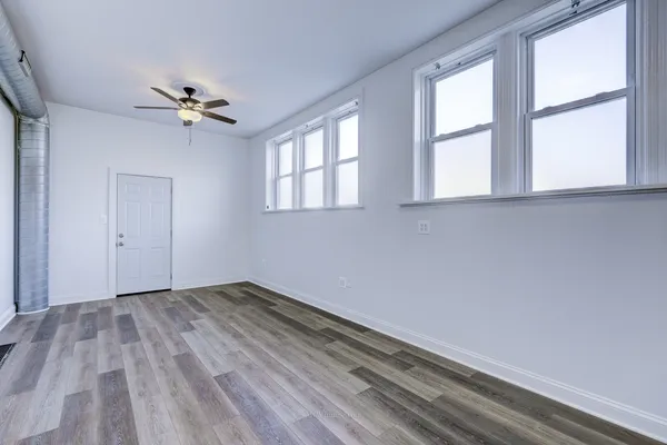$1,900 | 224 Lemont Street, Unit 5, Lemont, IL 60439