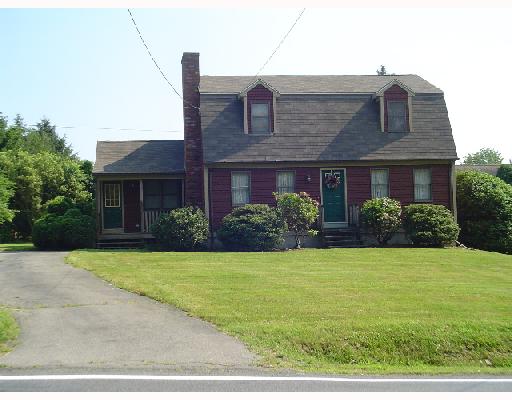 175 Schoolhouse Road Warren, RI 02885 - Photo 1 of 7 Exterior Front.