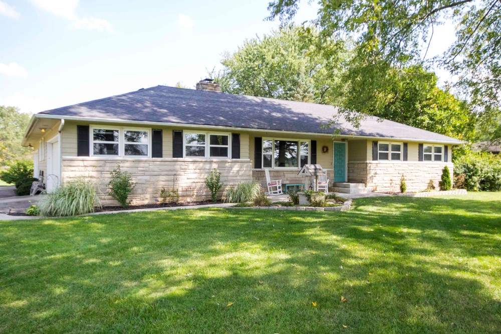 8834 Mayhew Road Fort Wayne, IN 46835 - Photo 1 of 35
