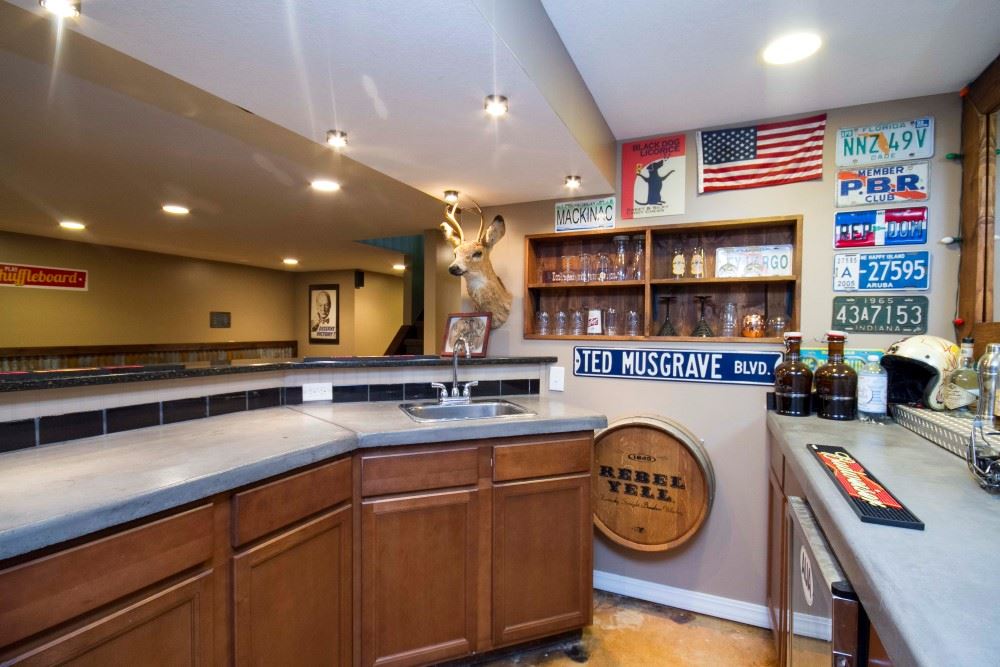 8834 Mayhew Road Fort Wayne, IN 46835 - Photo 23 of 35