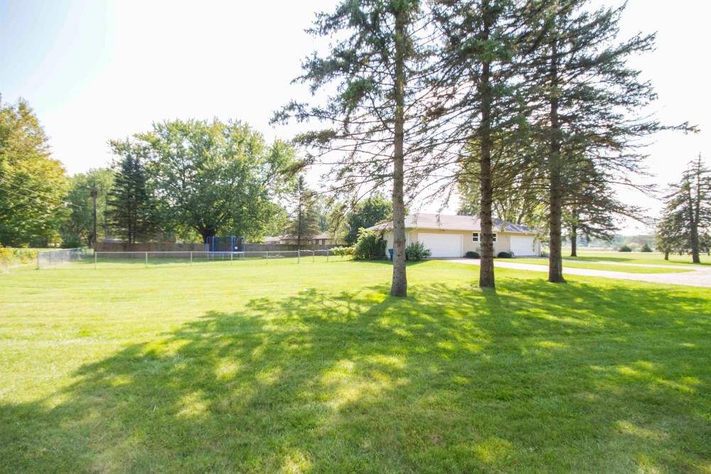 8834 Mayhew Road Fort Wayne, IN 46835 - Photo 33 of 35