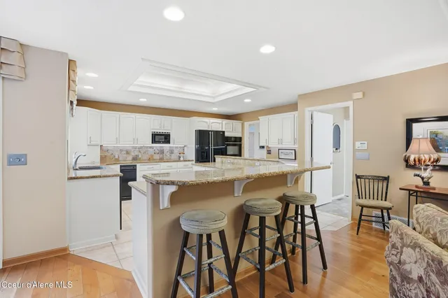 $1,135,000 | 514 North Dunbarton Oaks Lane, Liberty Lake, WA 99019