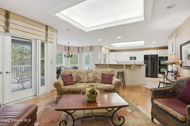 $1,135,000 | 514 North Dunbarton Oaks Lane, Liberty Lake, WA 99019