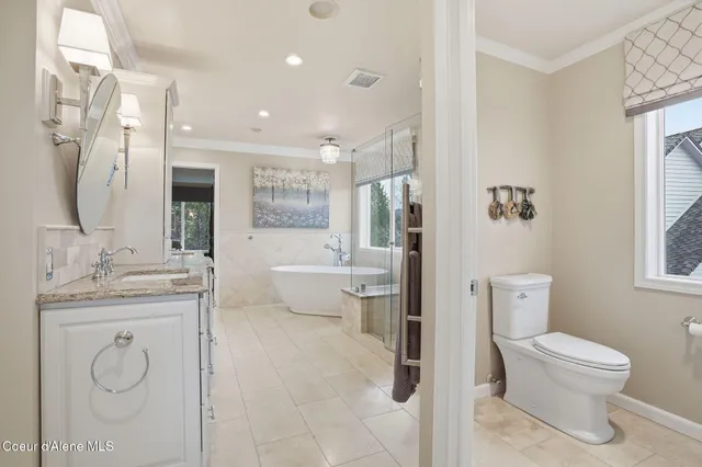 $1,135,000 | 514 North Dunbarton Oaks Lane, Liberty Lake, WA 99019