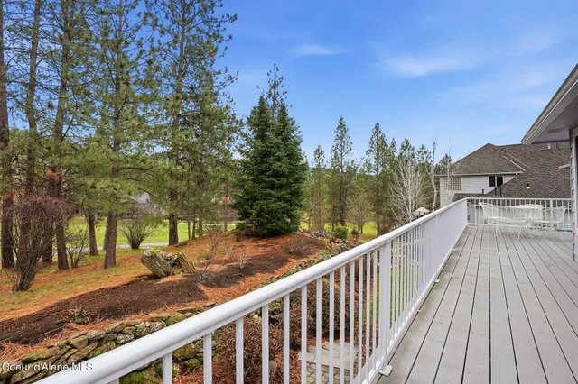 $1,135,000 | 514 North Dunbarton Oaks Lane, Liberty Lake, WA 99019