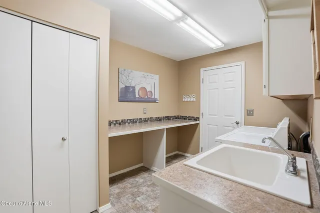 $1,135,000 | 514 North Dunbarton Oaks Lane, Liberty Lake, WA 99019