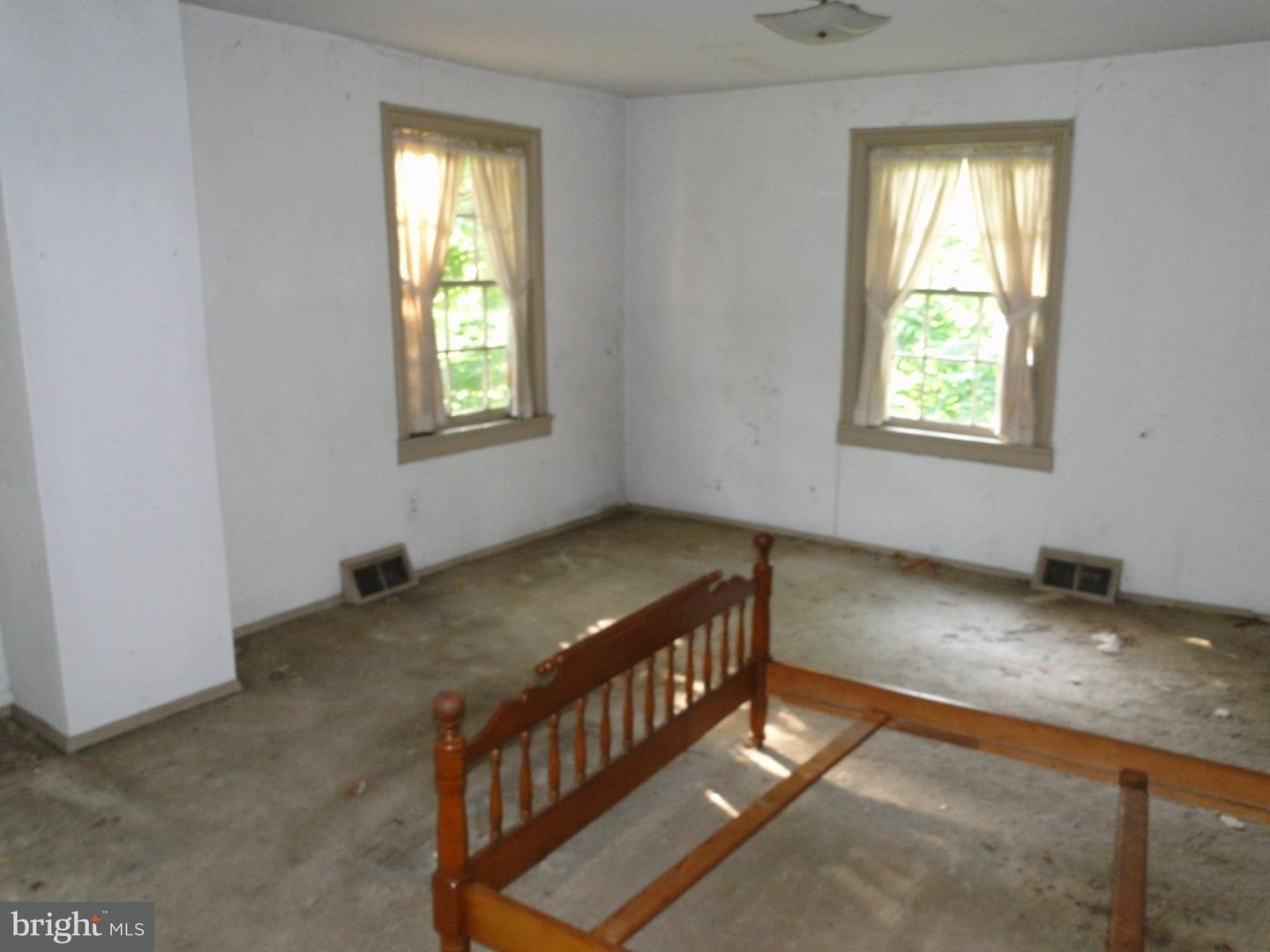 3685 Highway 212 Riegelsville, PA 18077 - Photo 8 of 22