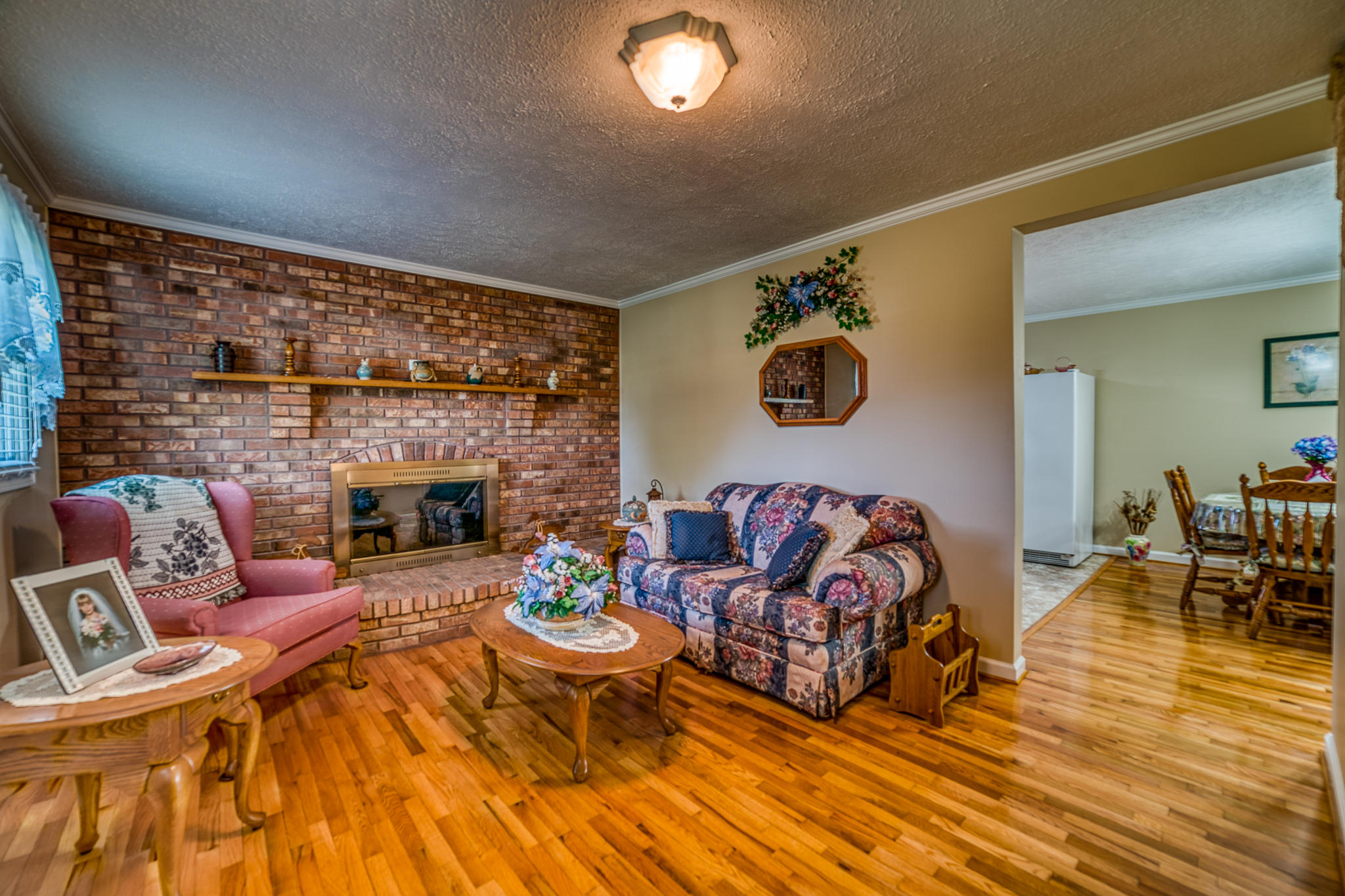 1617 Hickory Tree Road Bristol, TN 37620 - Photo 6 of 62 1617HickoryTreeRoadBristolTN-05208
