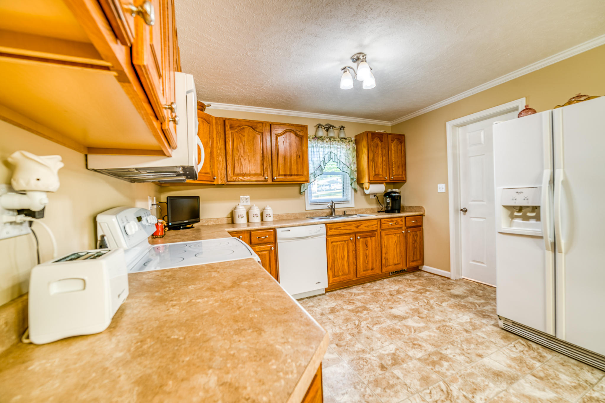 1617 Hickory Tree Road Bristol, TN 37620 - Photo 10 of 62 1617HickoryTreeRoadBristolTN-05263