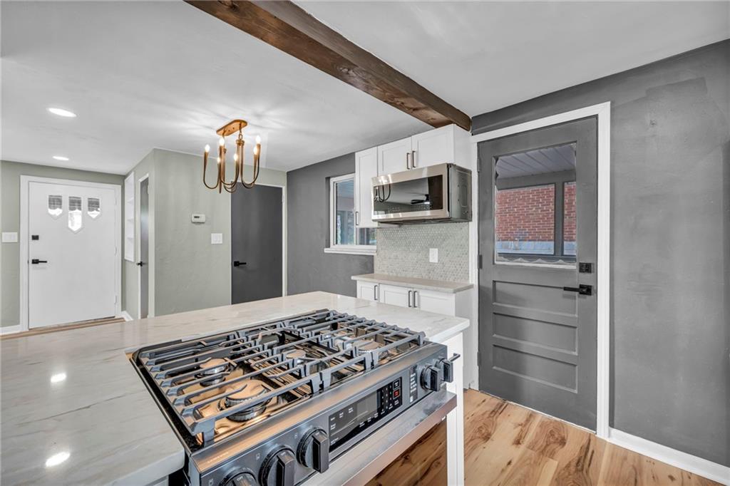 3757 Schuette Road Pittsburgh, PA 15227 - Photo 5 of 26 Gallery Image 5