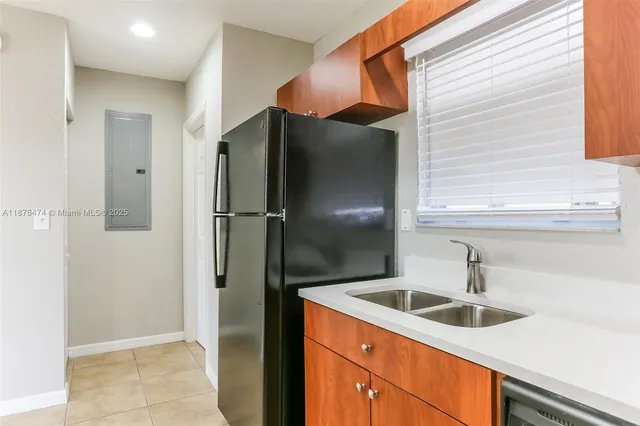 $2,795 | 5819 Wilson Street, Hollywood, FL 33021