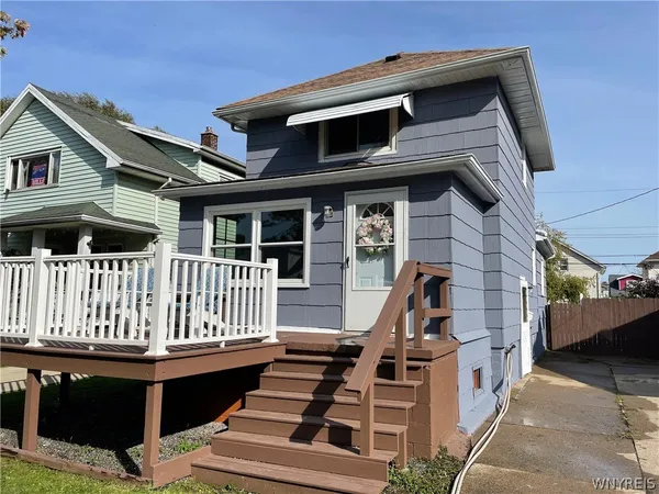 $149,900 | 102 Pine Street, Lackawanna, NY 14218