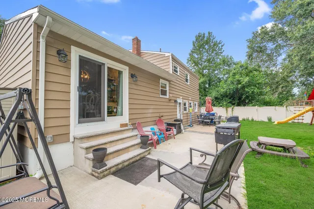 $679,000 | 9 Brentwood Terrace, Middletown, NJ 07748