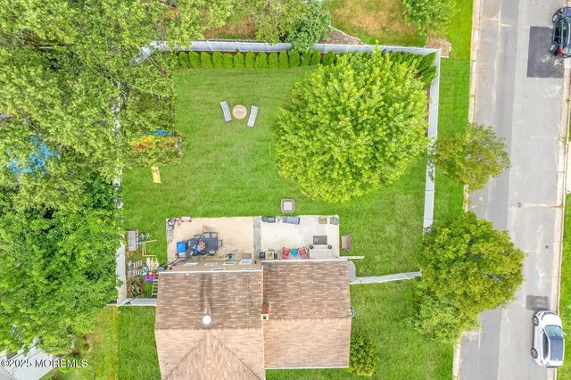 $679,000 | 9 Brentwood Terrace, Middletown, NJ 07748