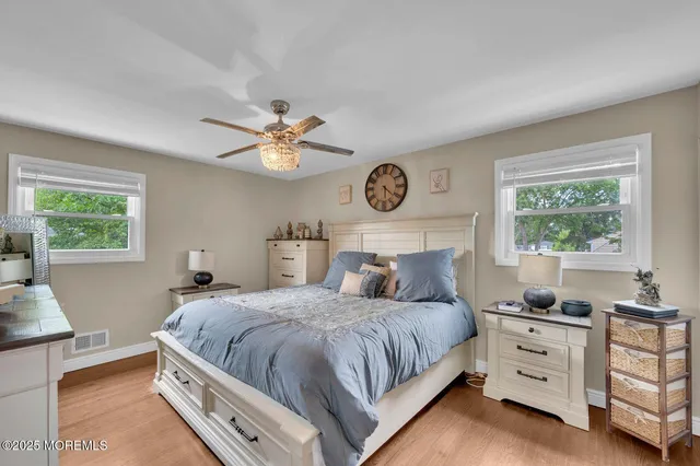 $679,000 | 9 Brentwood Terrace, Middletown, NJ 07748